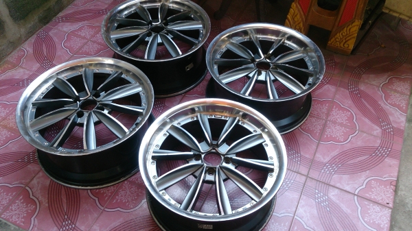 VIP Loop 17 กว้าง 7.5 ตามสภาพครับ 4500