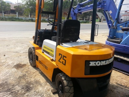 ขาย รถโฟล์คลิฟท์ โคมัสสุ 2.5 T-10 เสาสูง 4.5 เมตร เอกสารนำเข้า ทำสีแล้วเรียบร้อย ราคา 250,000 บาท ขาย รถโฟล์คลิฟท์ โคมัสสุ 2.5 T-10 เสาสูง 4.5 เมตร เอกสารนำเข้า ทำสีแล้วเรียบร้อย ราคา 250,000 บาท