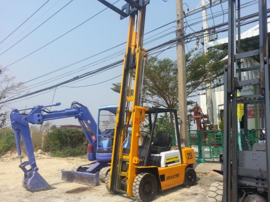 ขาย รถโฟล์คลิฟท์ โคมัสสุ 2.5 T-10 เสาสูง 4.5 เมตร เอกสารนำเข้า ทำสีแล้วเรียบร้อย ราคา 250,000 บาท ขาย รถโฟล์คลิฟท์ โคมัสสุ 2.5 T-10 เสาสูง 4.5 เมตร เอกสารนำเข้า ทำสีแล้วเรียบร้อย ราคา 250,000 บาท