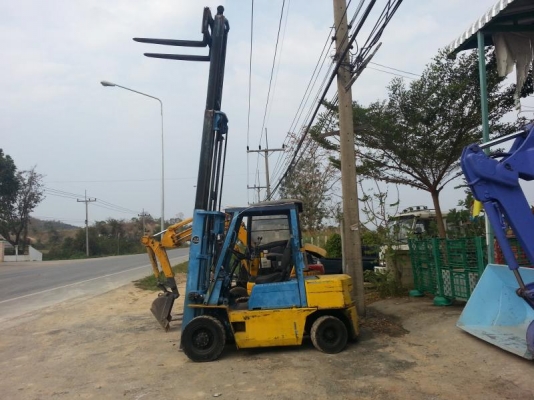 ขาย รถโฟล์คลิฟท์ โคมัสสุ 2.5 T-10 เสาสูง 4.5 เมตร เอกสารนำเข้า ทำสีแล้วเรียบร้อย ราคา 250,000 บาท ขาย รถโฟล์คลิฟท์ โคมัสสุ 2.5 T-10 เสาสูง 4.5 เมตร เอกสารนำเข้า ทำสีแล้วเรียบร้อย ราคา 250,000 บาท