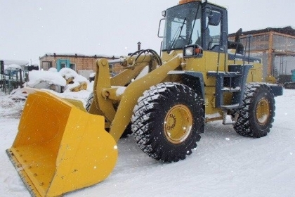 รถตักยอดนิยม KOMATSU WA 300-3 รถตักหิมะจากญี่ปุ่น ไม่ช้ำเลย เดิมๆ สวยมาก ใครหารุ่นนี้อยู่ไม่มีผิดหวัง โทร.090-986-2521 อ๊อบ