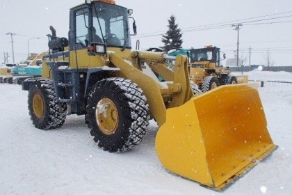 รถตักยอดนิยม KOMATSU WA 300-3 รถตักหิมะจากญี่ปุ่น ไม่ช้ำเลย เดิมๆ สวยมาก ใครหารุ่นนี้อยู่ไม่มีผิดหวัง โทร.090-986-2521 อ๊อบ