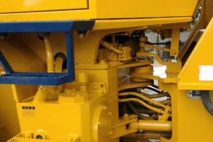 รถตัก Komatsu WA 150-1 นำเข้าจาก ญี่ปุ่น +++ สวยมาก พร้อมใช้งาน ขายถูก 090-986-2521 รถตัก Komatsu WA 150-1 นำเข้าจาก ญี่ปุ่น +++ สวยมาก พร้อมใช้งาน ขายถูก 090-986-2521