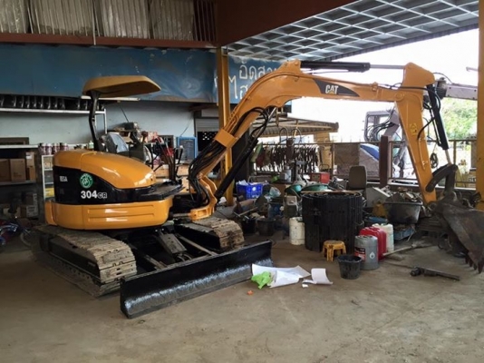 ขายด่วน CAT 304CR สภาพสวยพร้อมใช้งาน เครื่องดีปั้มดี มีเอกสารใบอินวอย