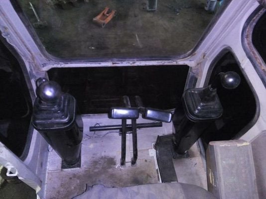 ขายด่วน HITACHI EX60G สภาพพร้อมใช้งาน ระบบไว้ มีแอร์ มีเอกสารใบอินวอย