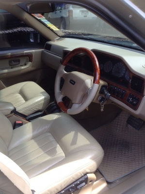 +++ ขายรถ  VOLVO 960  รุ่น EXECUTIVE  ปี 1997  เครื่องยนต์เบนซิน  ติดแก๊ส  เกียร์ออโตเมติค  เบาะไฟฟ้า  มีโทรศัพท์  แฟ็กซ์  ช่องแช่เย็น  ทะเบียน  ฎห  960  กทม.