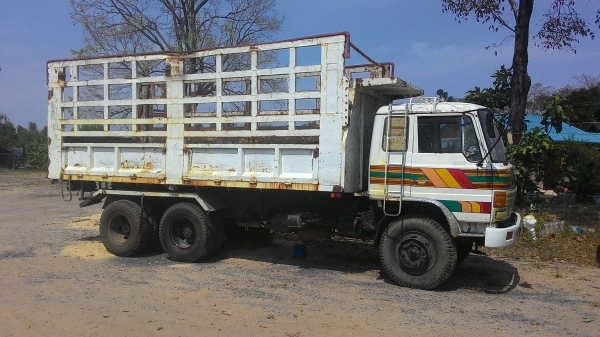 ขายสิบล้อHENOดั๊ม185แรงม้า