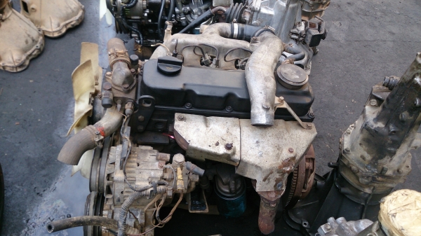 เครื่องนิสสัน. TD27 ตู้เครื่องสวยๆแน่นๆมีใบคุม เครื่องนิสสัน. TD27 ตู้เครื่องสวยๆแน่นๆมีใบคุม