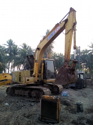 ขายแบคโฮ komatsu pc100-6