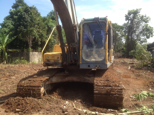 ขายรถขุด Volvo 210 Blc