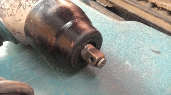 ขายด่วนบล๊อกไฟฟ้า Makita TW0350 400W. ขายด่วนบล๊อกไฟฟ้า Makita TW0350 400W.