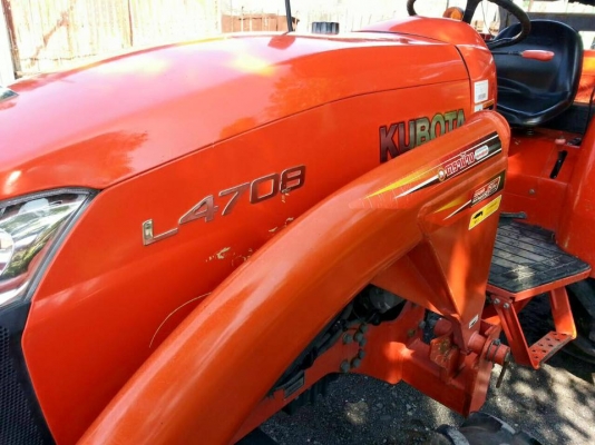 ขาย L4708 อุปกรณ์หน้า หลัง รถไร่ อยู่ สุรินทร์ คับ เล่มพร้อม 800 ชั่วโมง