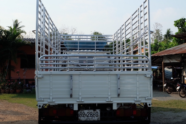 อยากขาย FC4JJMR สมอทอง เครื่อง JO5C 4สูบ 165 แรง ปี45 ห้างแท้