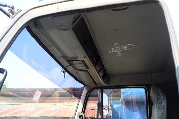 อยากขาย FC4JJMR สมอทอง เครื่อง JO5C 4สูบ 165 แรง ปี45 ห้างแท้