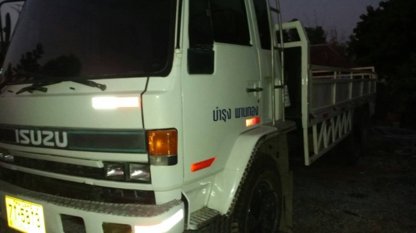 ขายด่วน 10 ล้อเพลาเดียว