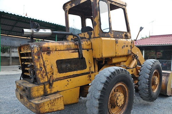 ขายรถตัก Komatsu JH30B ; รถเก่าญี่ปุ่น 100\%;  สภาพสวยพร้อมใช้งานได้ทันที สนใจติดต่อ 081-9485494