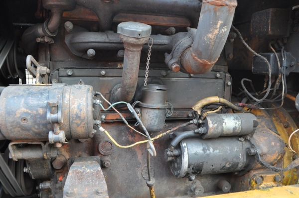 ขายรถตัก Komatsu JH30B ; รถเก่าญี่ปุ่น 100\%;  สภาพสวยพร้อมใช้งานได้ทันที สนใจติดต่อ 081-9485494