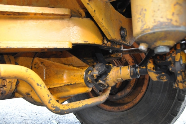 ขายรถตัก Komatsu JH30B ; รถเก่าญี่ปุ่น 100\%;  สภาพสวยพร้อมใช้งานได้ทันที สนใจติดต่อ 081-9485494