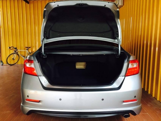 Toyota Camry  ปี2013 วิ่งน้อย ดาวน์น้อย สภาพนางฟ้า เล่อค่าใหม่จัดมากคะ คันนี้