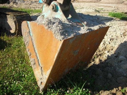 เก่านอก KOBELCO SK200LC-3 (15m) เก่านอก KOBELCO SK200LC-3 (15m)