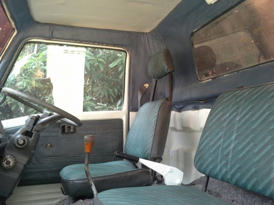 หกล้อ ฮีโน KM779 เครือง135โบว์ กะบะเหล็กยาว 5.50ม รถสภาพดีสวยมากๆบางเดิมพร้อมใช้ ทะเบียนพร้อมโอน ครับ