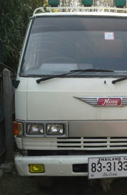 หกล้อ ฮีโน KM779 เครือง135โบว์ กะบะเหล็กยาว 5.50ม รถสภาพดีสวยมากๆบางเดิมพร้อมใช้ ทะเบียนพร้อมโอน ครับ