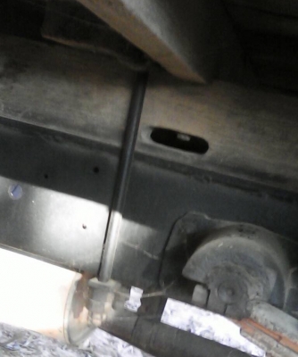 ISUZU ELF 74 แรง รถบรรทุกหกล้อ กระบะเหล็กความยาว 4.30 เมตรสภาพดีพร้อมใช้งานได้เลยครับ เครื่องยนต์แรงดีไม่แตกเยิ้ม ภายในเก๋งคอนโซลครบพร้อม พวงมาลัยธรรมดา เบาะไม่ขาด พื้นเก๋งไม่ผุ ช่วงล่างคัชซีไม่มีบวม ยาง 7.50 ขอบ 16 สภาพดีประมาณ 60\% เอกสารทะเบียนชุดโอนครบ