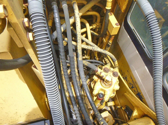 เก่านอก KOMATSU PC60-6