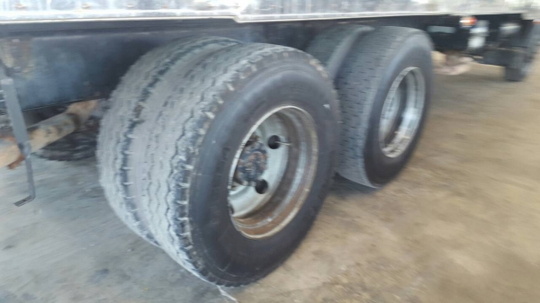 (ขายเฉพาะหัวคัซซี)10ล้อเพลาเดียวยาว7.50ม HINO 500-260แรงม้าปี53 (ขายเฉพาะหัวคัซซี)10ล้อเพลาเดียวยาว7.50ม HINO 500-260แรงม้าปี53