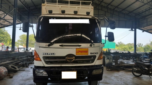 (ขายเฉพาะหัวคัซซี)10ล้อเพลาเดียวยาว7.50ม HINO 500-260แรงม้าปี53 (ขายเฉพาะหัวคัซซี)10ล้อเพลาเดียวยาว7.50ม HINO 500-260แรงม้าปี53