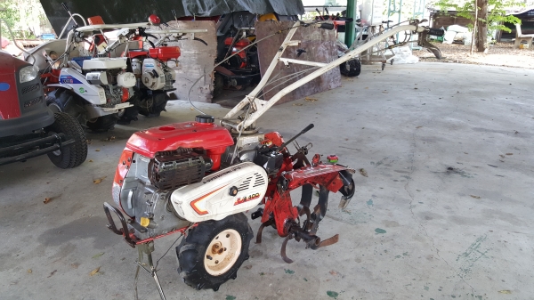 รถพรวนดิน สาดออกข้าง ล้อเดี่ยว