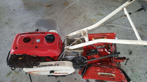 รถพรวนดิน สาดออกข้าง ล้อเดี่ยว รถพรวนดิน สาดออกข้าง ล้อเดี่ยว