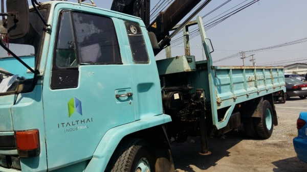 ขายเรียบร้อย ครับ หกล้อ อีซูซุ ร็อค FTR32LY 195นางฟ้า ติดเฮียบ พับ 5ตัน สภาพดีมากๆสวยจัดเดิมทั้งคัน รถห้างแท้ ทะเบียนพร้อมโอน