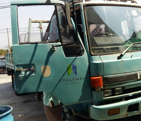 ขายเรียบร้อย ครับ หกล้อ อีซูซุ ร็อค FTR32LY 195นางฟ้า ติดเฮียบ พับ 5ตัน สภาพดีมากๆสวยจัดเดิมทั้งคัน รถห้างแท้ ทะเบียนพร้อมโอน