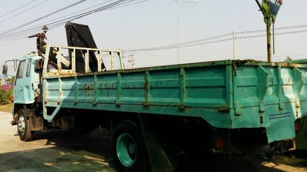 ขายเรียบร้อย ครับ หกล้อ อีซูซุ ร็อค FTR32LY 195นางฟ้า ติดเฮียบ พับ 5ตัน สภาพดีมากๆสวยจัดเดิมทั้งคัน รถห้างแท้ ทะเบียนพร้อมโอน