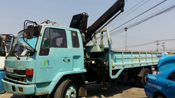 ขายเรียบร้อย ครับ หกล้อ อีซูซุ ร็อค FTR32LY 195นางฟ้า ติดเฮียบ พับ 5ตัน สภาพดีมากๆสวยจัดเดิมทั้งคัน รถห้างแท้ ทะเบียนพร้อมโอน