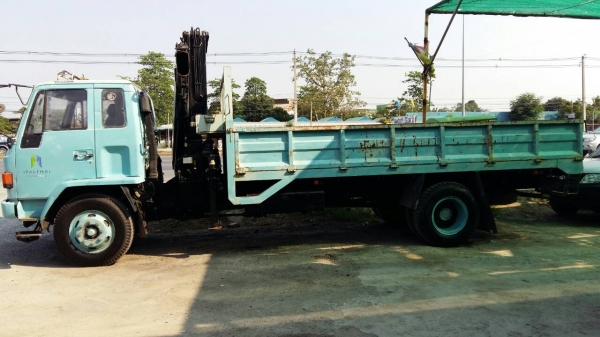 ขายเรียบร้อย ครับ หกล้อ อีซูซุ ร็อค FTR32LY 195นางฟ้า ติดเฮียบ พับ 5ตัน สภาพดีมากๆสวยจัดเดิมทั้งคัน รถห้างแท้ ทะเบียนพร้อมโอน