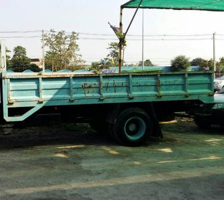 ขายเรียบร้อย ครับ หกล้อ อีซูซุ ร็อค FTR32LY 195นางฟ้า ติดเฮียบ พับ 5ตัน สภาพดีมากๆสวยจัดเดิมทั้งคัน รถห้างแท้ ทะเบียนพร้อมโอน