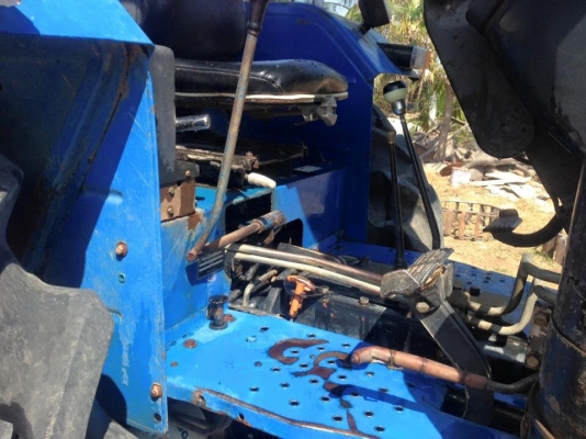 ขายรถไถ new holland ts90 สวยๆพร้อมใช้ 081-6000084