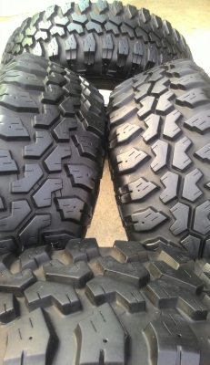 14800 ยางMud 265/75/16 สวยๆ