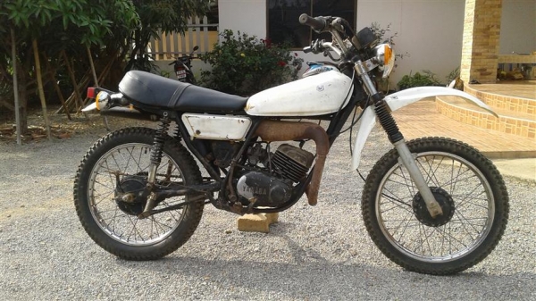 ขาย DT100 ออกใบซื้อขายรถเดิมแห้งๆเครื่องดีเหมาะเอาไปปั้น ขาย 8900