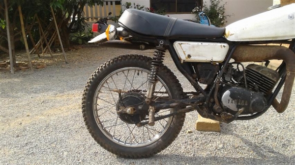 ขาย DT100 ออกใบซื้อขายรถเดิมแห้งๆเครื่องดีเหมาะเอาไปปั้น ขาย 8900