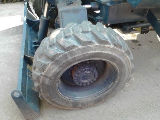 รถแบคโฮล้อยาง KOMATSU รุ่น PW 20 -1