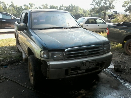 MAZDA 4WD 4ประตู 82,000 บาท  โฟว์วิน ปี 44 เครื่องเสีย อาการน้ำขาด ไส ฝาสูบมาแล้ว เหลือประกอบ ทะเบียนขาดปี 51