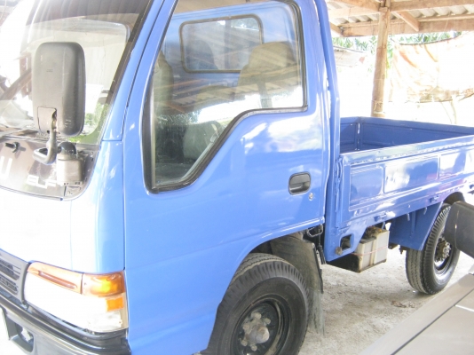 ขาย อีซูสุ รถบรรทุก สี่ล้อ หัวการ์ตูน เครือง100แรงไม่ติดเวลา