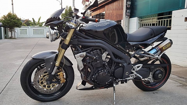 ขาย Triumph Speed triple 1050 ปี2008 ราคาเบาๆ