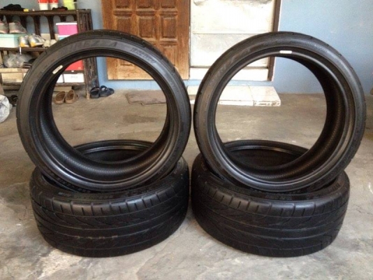 ขายยาง dunlop DZ101 japan 225 40 18 ปี12 1ชุด4เส้น ไม่บวมไม่ปะไม่มีแตกลายงา ดอกเต็ม1คู่ กินขอบ1คู่ ราคา2800บาท มายกไปเลยคับเอาไปใส่เล่นๆ รับประกันยางทุกเส้นยินดีคืนเงิน โทร0924462525โส กทม