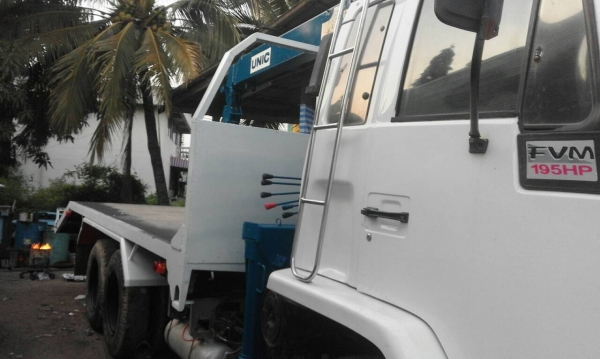 สิบล้อ อีซูซุ FVM 195เพาเดียว ติดเครน 3.9ตัน ท้ายลากแม็กโค 200 สภาพดีสวยเดิมๆ เล่มทะเบียนพร้อมโอน ขาย 695,000บ เทนเลอน์1เพา ติเครน 3ตัน ราคาเบาๆ