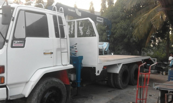 สิบล้อ อีซูซุ FVM 195เพาเดียว ติดเครน 3.9ตัน ท้ายลากแม็กโค 200 สภาพดีสวยเดิมๆ เล่มทะเบียนพร้อมโอน ขาย 695,000บ เทนเลอน์1เพา ติเครน 3ตัน ราคาเบาๆ