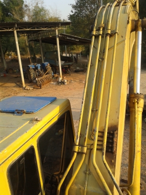 ขายPC200รุ่น5 รถพร้อมใช้สุดๆ